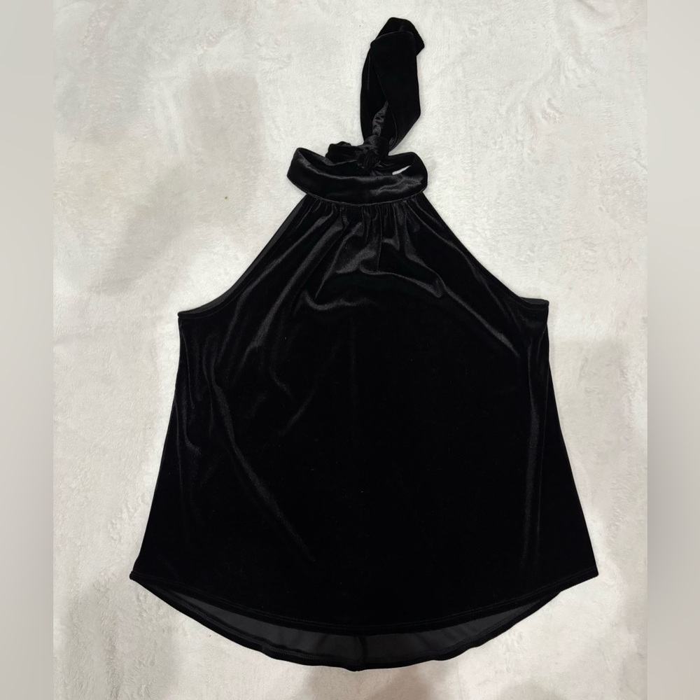 Black Sleeveless Turtleneck